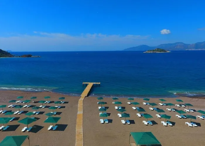 ホテル Adaburnu Goelmar